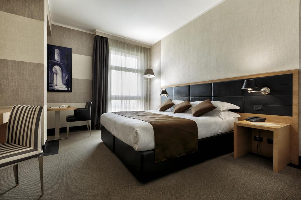 Superior Double Room,681661071:JPEG
